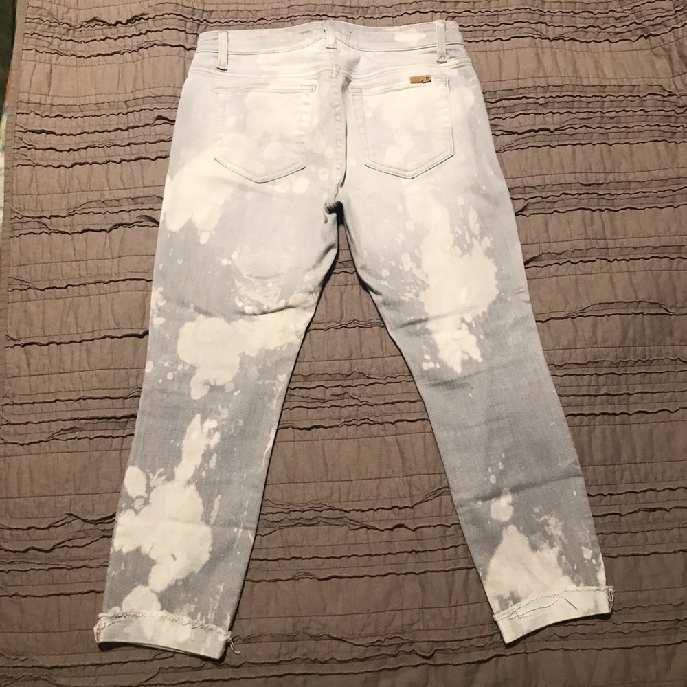 TRENDY Bleached out Gray Denim Joe’s Jeans